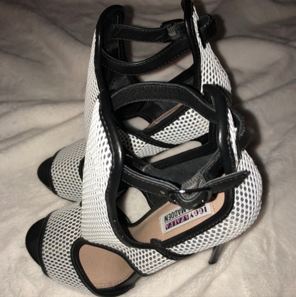 Iggy Azalea x Steve Madden Heels. Color: White Sz: 7M - Picture 2 of 5